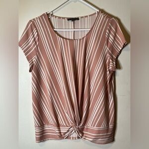 Adrianna Papell Pink and White
Striped Short Sleeve Twist Top Size
Medium